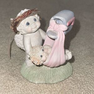 Dreamsicles 1996 Baby Boom Figurine Sculpture Baby Girl Delivered in Mailbox